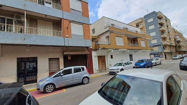 Foto 1 de Pis en venda a Villanueva de Castellón de 4 habitacions amb balcó
