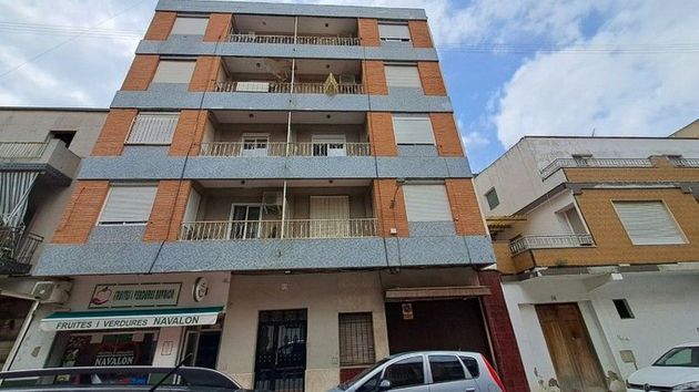 Foto 2 de Pis en venda a Villanueva de Castellón de 4 habitacions amb balcó