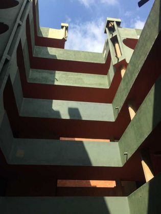 Foto 2 de Piso en venta en Mestral de 3 habitaciones con terraza y ascensor