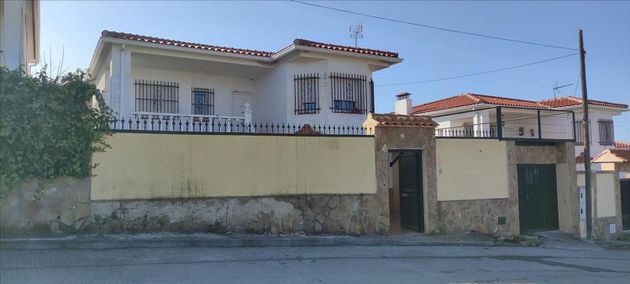 Foto 1 de Casa en venda a Casar de Escalona (El) de 4 habitacions amb terrassa i ascensor