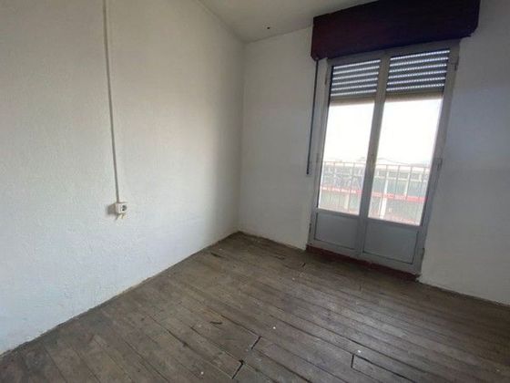 Foto 2 de Venta de piso en Peñacastillo - Nueva Montaña de 3 habitaciones y 61 m²