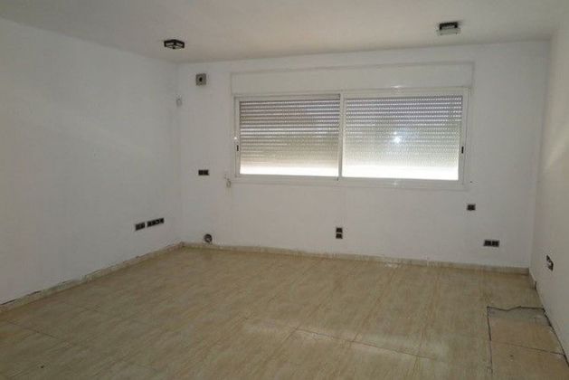 Foto 2 de Venta de piso en Vilanova del Vallès de 2 habitaciones con aire acondicionado