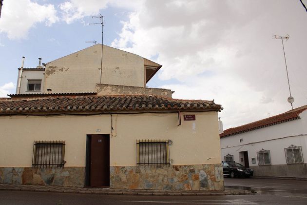 Foto 1 de Casa en venda a Villarrobledo de 3 habitacions amb terrassa i garatge