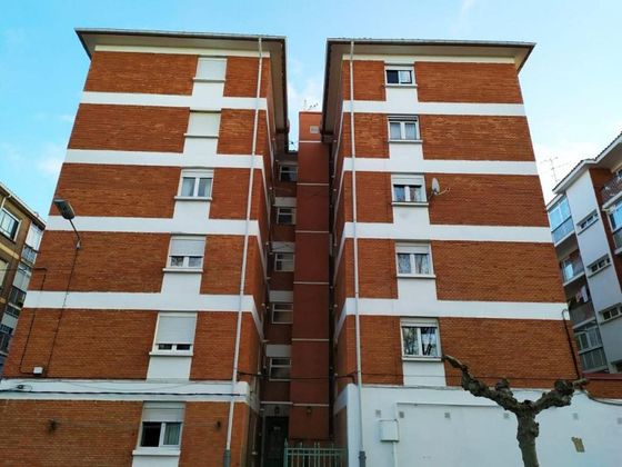 Foto 1 de Venta de piso en El Carmen - Casas del Hogar de 3 habitaciones con ascensor