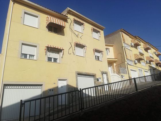 Foto 2 de Casa en venda a Villasequilla de 3 habitacions amb garatge i balcó