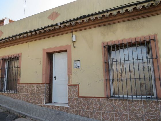 Foto 1 de Casa en venda a La Banda - Campo de Fútbol de 3 habitacions i 260 m²