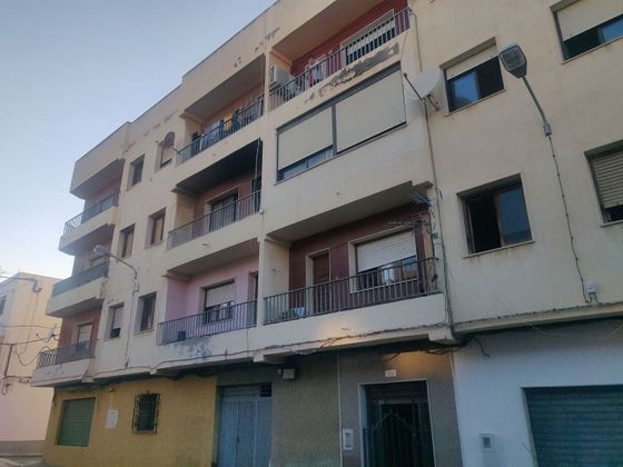 Foto 1 de Piso en venta en Carretera Mojonera – Cortijos de Marín de 3 habitaciones con terraza