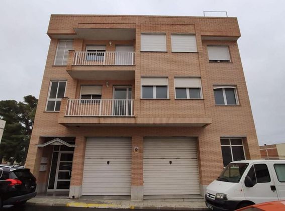 Foto 1 de Pis en venda a Sénia, la de 4 habitacions amb terrassa i aire acondicionat