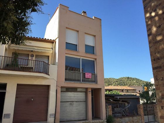 Foto 1 de Casa en venda a Castellolí de 5 habitacions amb terrassa i piscina