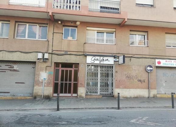 Foto 1 de Venta de local en Font Pudenta – Can Sant Joan de 112 m²
