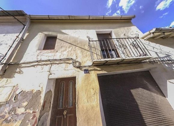Foto 1 de Casa en venta en Xàtiva de 4 habitaciones con terraza y garaje