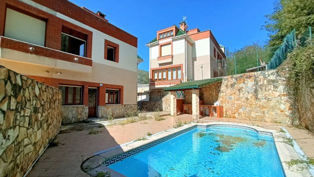 Foto 2 de Casa en venda a Otañes - Talledo de 4 habitacions amb terrassa i piscina