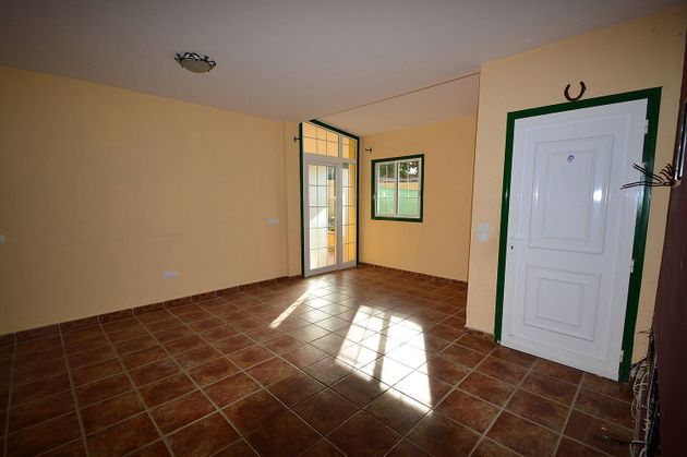 Foto 2 de Casa en venda a Valle de Guerra de 3 habitacions amb piscina