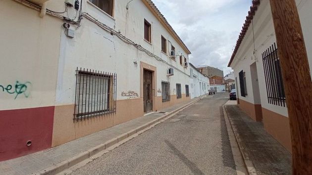 Foto 1 de Pis en venda a Villarrobledo de 3 habitacions amb aire acondicionat i calefacció