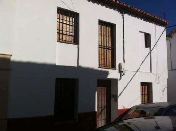 Foto 1 de Venta de piso en Carmona de 3 habitaciones con terraza