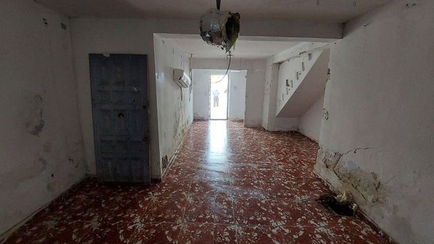 Foto 2 de Casa en venda a Polígono Cartuja – La Paz de 2 habitacions i 67 m²