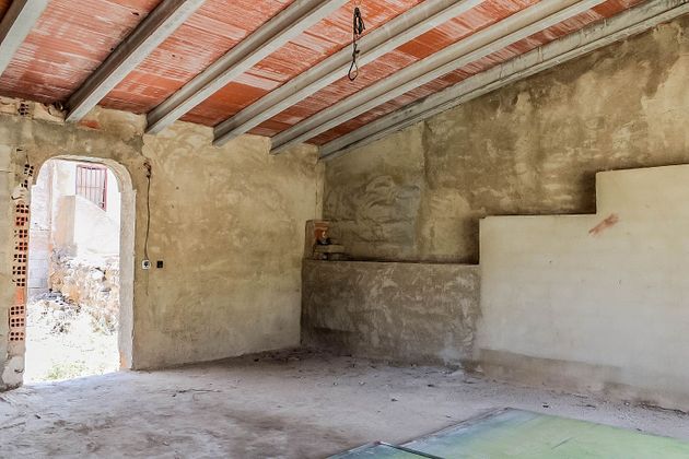 Foto 2 de Venta de casa en Tobarra de 3 habitaciones con garaje