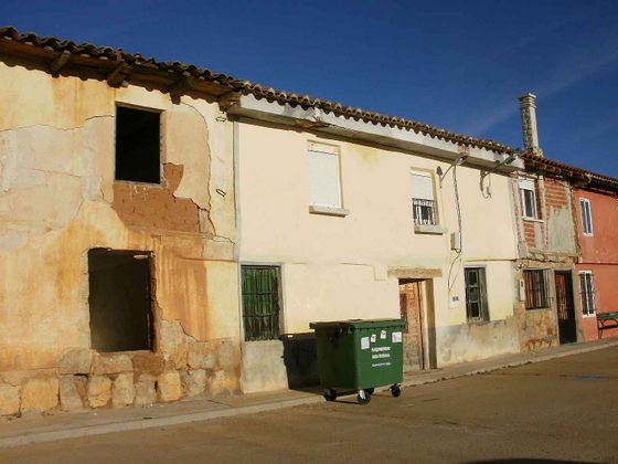 Foto 2 de Casa en venda a Palacios de Riopisuerga de 2 habitacions i 198 m²