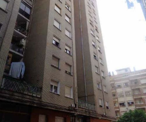 Foto 2 de Venta de piso en Basauri de 3 habitaciones con ascensor