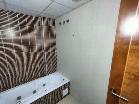 Foto 1 de Piso en venta en Els Pins de 1 habitación con piscina y ascensor