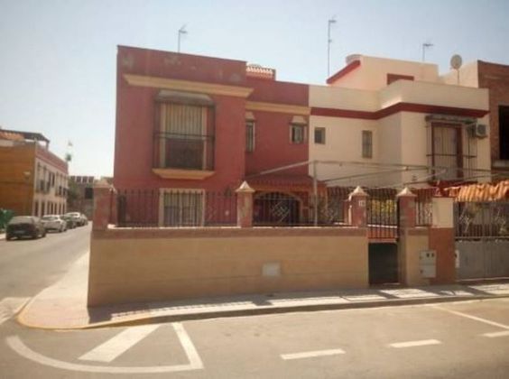 Foto 2 de Casa en venta en Algaba (La) de 3 habitaciones y 108 m²