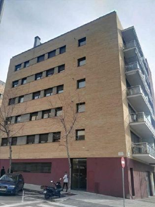 Foto 1 de Piso en venta en Centre - Castellar del Vallès de 3 habitaciones con balcón y ascensor