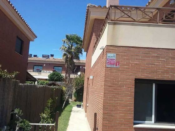 Foto 2 de Casa en venta en Ardiaca - La Llosa de 3 habitaciones con terraza y garaje