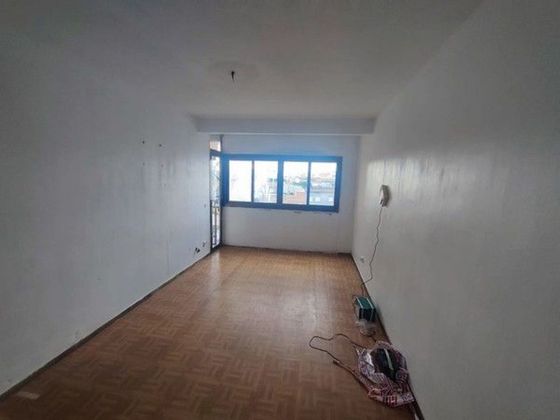 Foto 2 de Venta de piso en Vilartagues i Tueda de Dalt de 3 habitaciones con terraza y calefacción