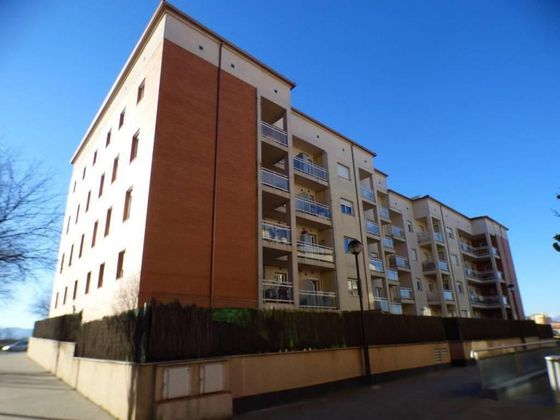 Foto 1 de Venta de piso en Estadi-Horta Vermella-Santa Anna de 3 habitaciones con terraza