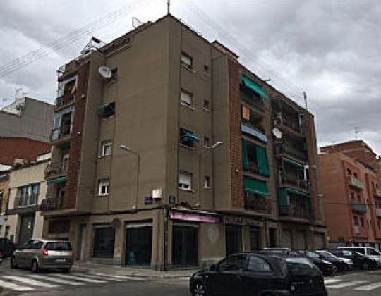 Foto 2 de Venta de piso en Sant Pere Nord de 3 habitaciones y 75 m²