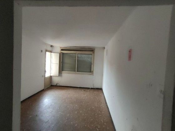 Foto 2 de Pis en venda a Centre - Col.legis Nous - Riera Seca de 3 habitacions i 78 m²