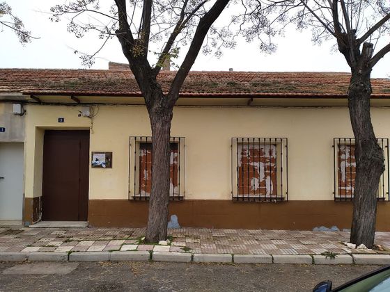Foto 1 de Casa en venda a Pedro Muñoz de 3 habitacions i 219 m²