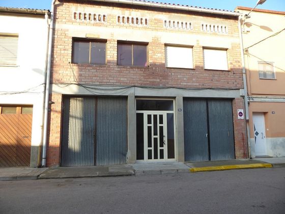Foto 1 de Venta de casa en Torregrossa de 3 habitaciones con terraza y garaje