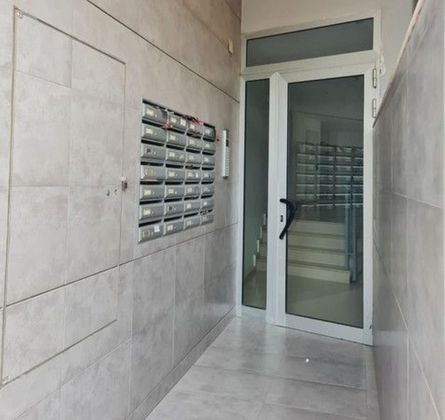 Foto 2 de Venta de piso en Vilamarxant de 2 habitaciones con garaje y ascensor