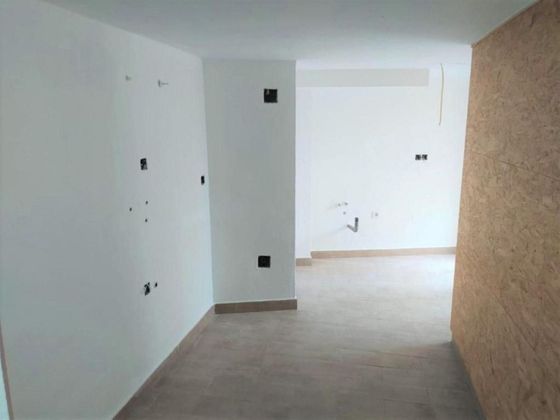 Foto 2 de Piso en venta en Archena de 1 habitación con terraza y ascensor
