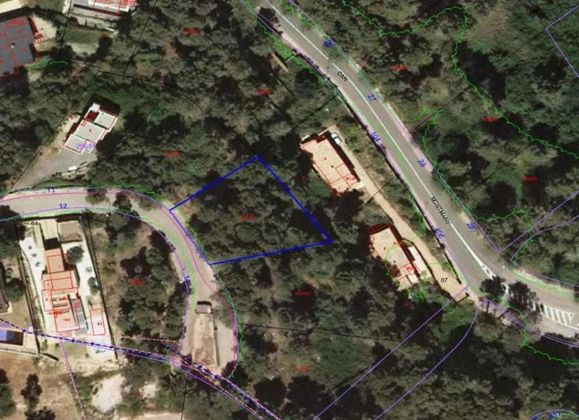 Foto 1 de Venta de terreno en Corbera de Llobregat de 852 m²
