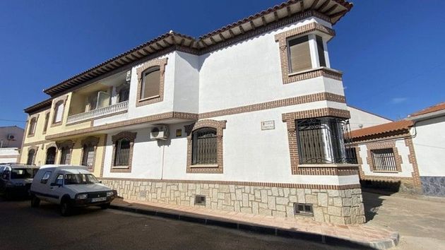 Foto 1 de Casa en venta en Pueblanueva (La) de 4 habitaciones con terraza