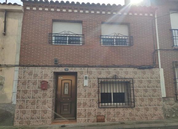 Foto 1 de Casa en venta en San Martín de Montalbán de 3 habitaciones y 209 m²