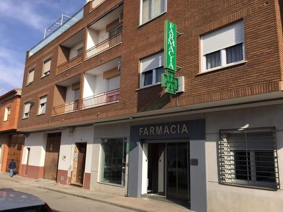 Foto 1 de Pis en venda a Villarrobledo de 3 habitacions amb terrassa i calefacció