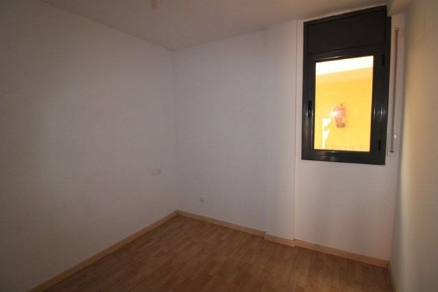 Foto 2 de Dúplex en venda a Sunyer de 3 habitacions amb garatge i ascensor