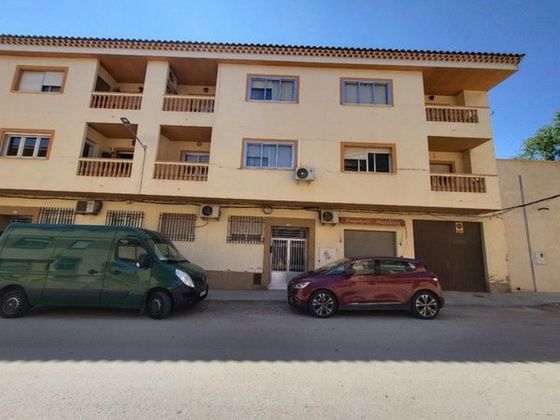 Foto 1 de Pis en venda a Villarrobledo de 3 habitacions amb terrassa i balcó