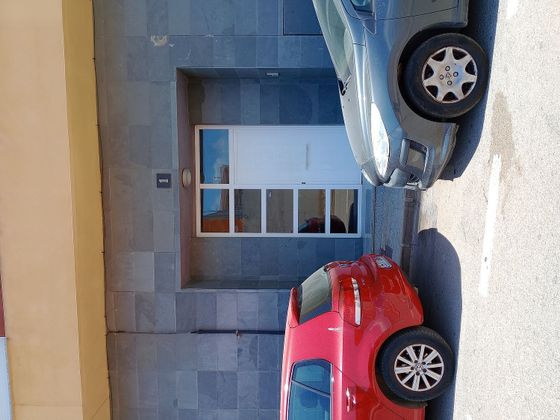 Foto 2 de Venta de piso en Turís de 2 habitaciones con ascensor