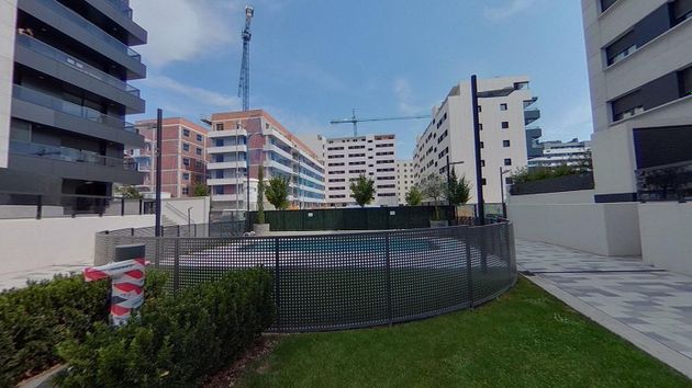 Foto 1 de Venta de piso en Lezkairu de 2 habitaciones con piscina y garaje