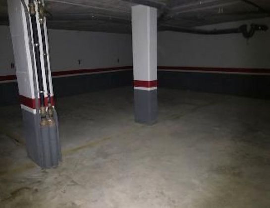 Foto 2 de Garaje en venta en La Bordeta de 32 m²
