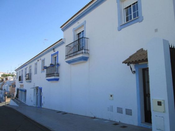 Foto 1 de Piso en venta en Ayamonte ciudad de 3 habitaciones con terraza