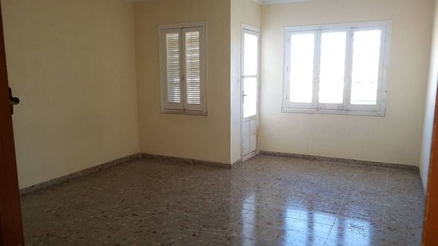 Foto 2 de Venta de piso en Orihuela ciudad de 3 habitaciones y 83 m²