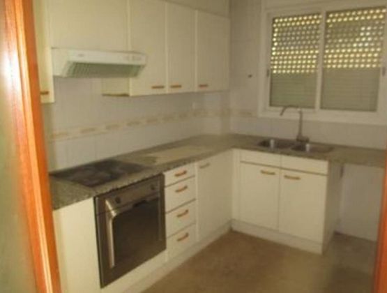 Foto 1 de Piso en venta en Centre - Castellar del Vallès de 4 habitaciones con aire acondicionado