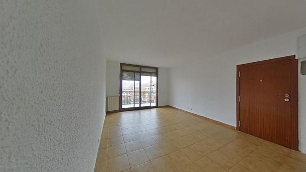 Foto 2 de Venta de piso en Castellnou - Can Mir - Sant Muç de 3 habitaciones con terraza