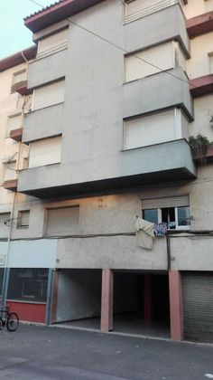 Foto 2 de Venta de piso en Banyoles de 3 habitaciones con terraza y aire acondicionado