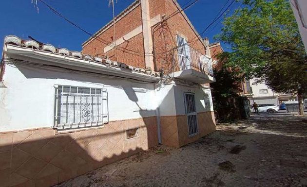 Foto 1 de Casa en venda a Polígono Cartuja – La Paz de 1 habitació i 57 m²